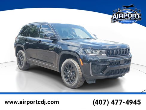 New 2026 Jeep Grand Cherokee Altitude RWD image 1