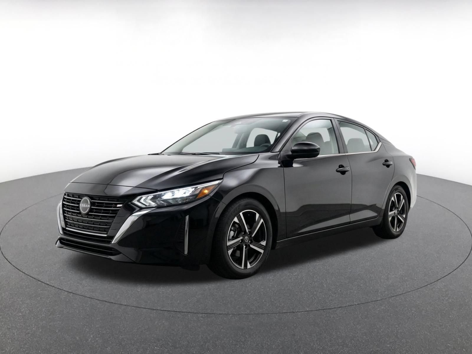 Used 2025 Nissan Sentra SV FWD image 3