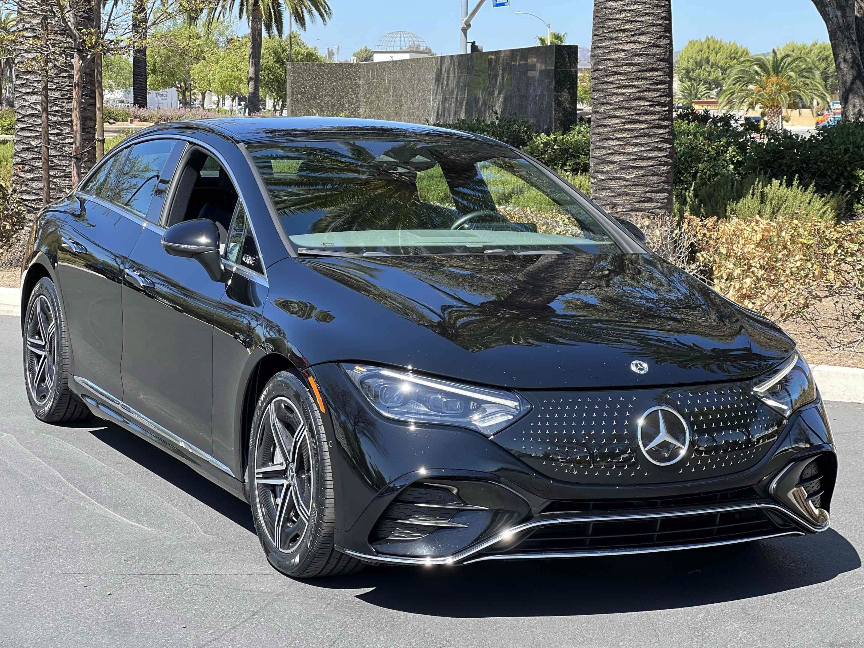 Used 2023 Mercedes-Benz EQE 350+ 4MATIC Sedan w/ Exclusive Trim Package image 22