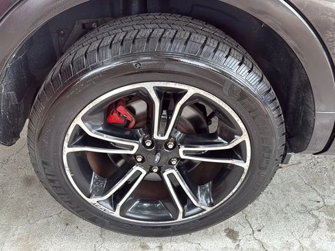 Used 2014 Ford Explorer Sport w/ Equipment Group 401A AWD/4WD image 47