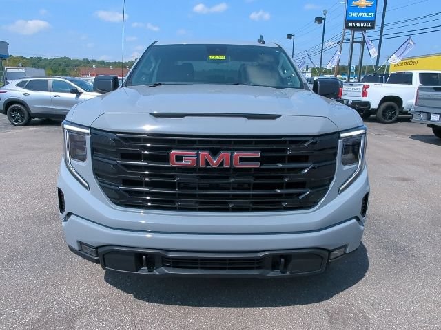 Used 2024 GMC Sierra 1500 Elevation AWD/4WD image 4