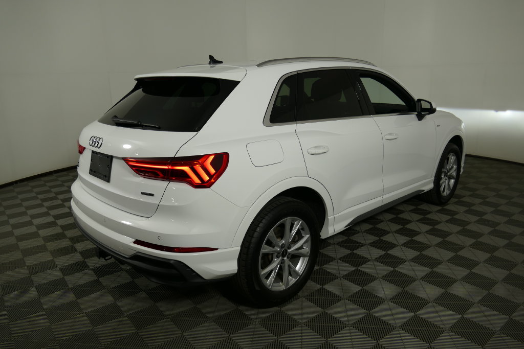 Used 2024 Audi Q3 2.0T Premium Plus AWD/4WD image 3