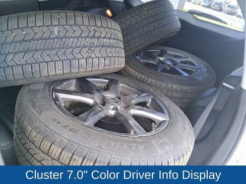 Used 2019 Jeep Compass Latitude w/ Popular Equipment Group AWD/4WD image 10