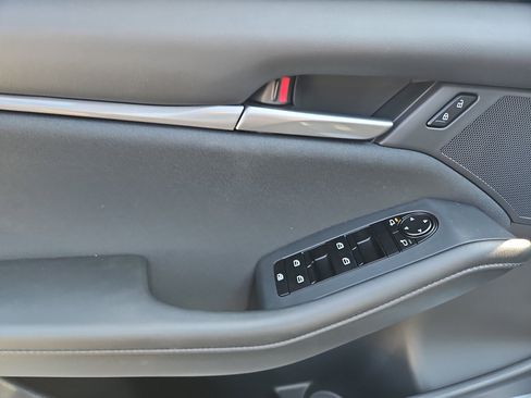 New 2026 MAZDA MAZDA3 s FWD image 10