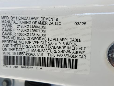 Certified 2025 Acura TLX w/ Technology Package image 17