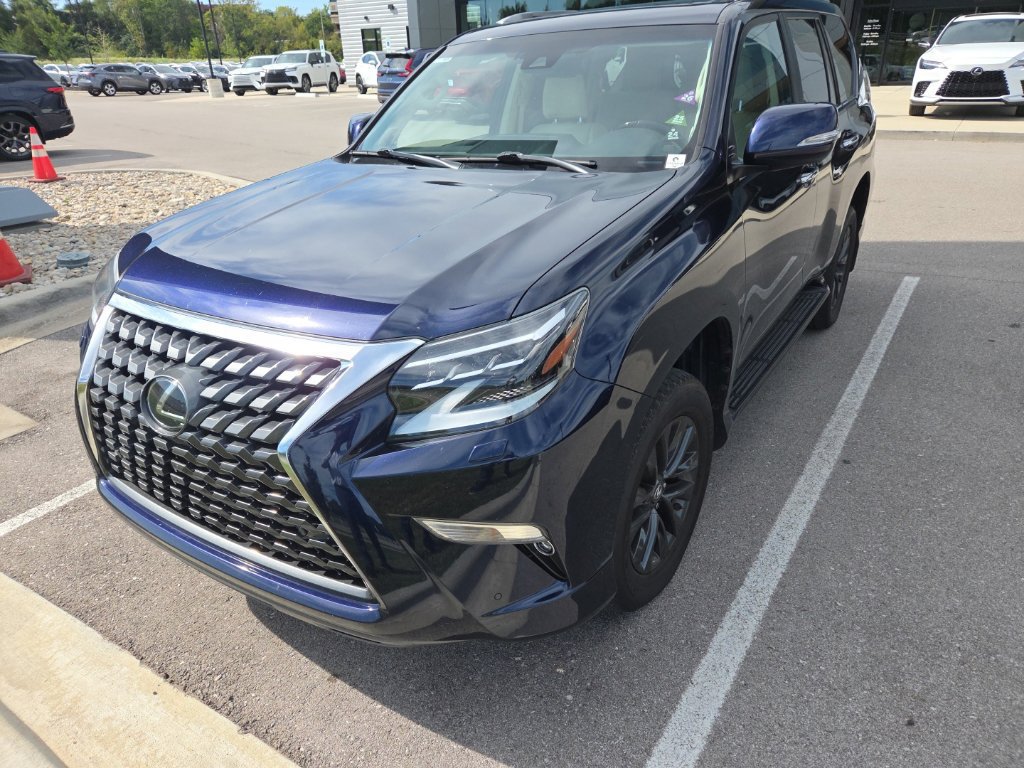 Used 2021 Lexus GX 460 Premium w/ Premium Package AWD/4WD image 2