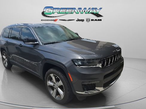 Used 2021 Jeep Grand Cherokee L Limited AWD/4WD image 1