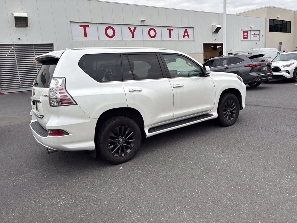 Used 2022 Lexus GX 460 Premium w/ Premium Plus Package AWD/4WD image 9