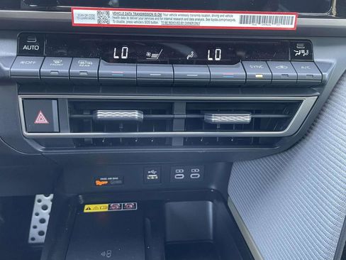 New 2026 Toyota Camry SE FWD image 39