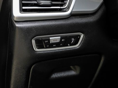 Used 2023 BMW X5 xDrive40i w/ M Sport Package image 33