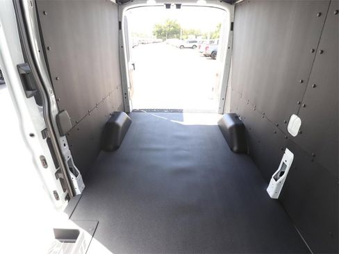 New 2026 Ford Transit 250 148 Medium Roof w/ Load Area Protection Package image 10