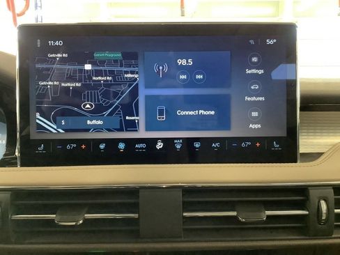 Used 2023 Lincoln Corsair AWD w/ Equipment Group 101A image 19
