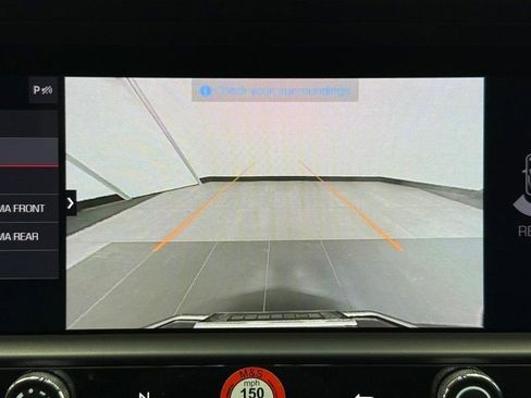 Certified 2025 Porsche Macan image 23