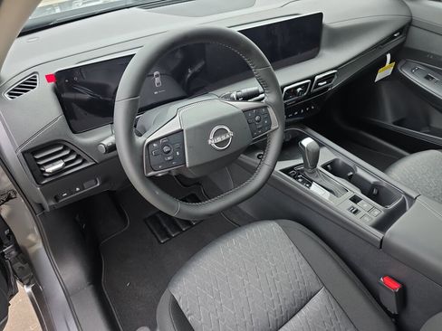 New 2026 Nissan Sentra SV FWD image 6
