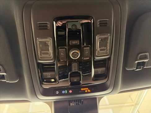 New 2026 Chevrolet Tahoe High Country AWD/4WD image 26
