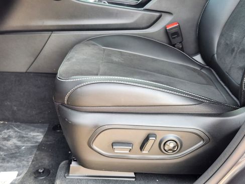 New 2026 Jeep Grand Cherokee Altitude image 15