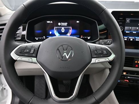 New 2026 Volkswagen Jetta SE image 7