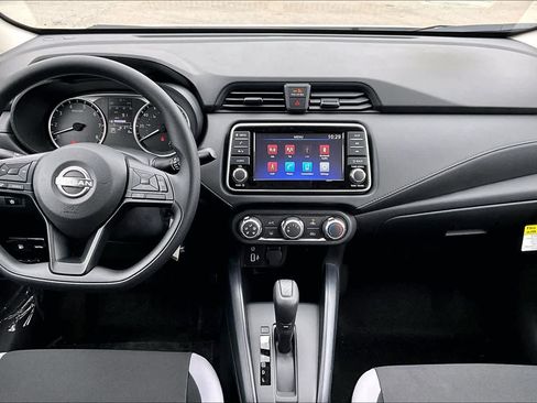 New 2025 Nissan Versa S image 5