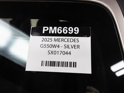 Used 2025 Mercedes-Benz G 550 image 40