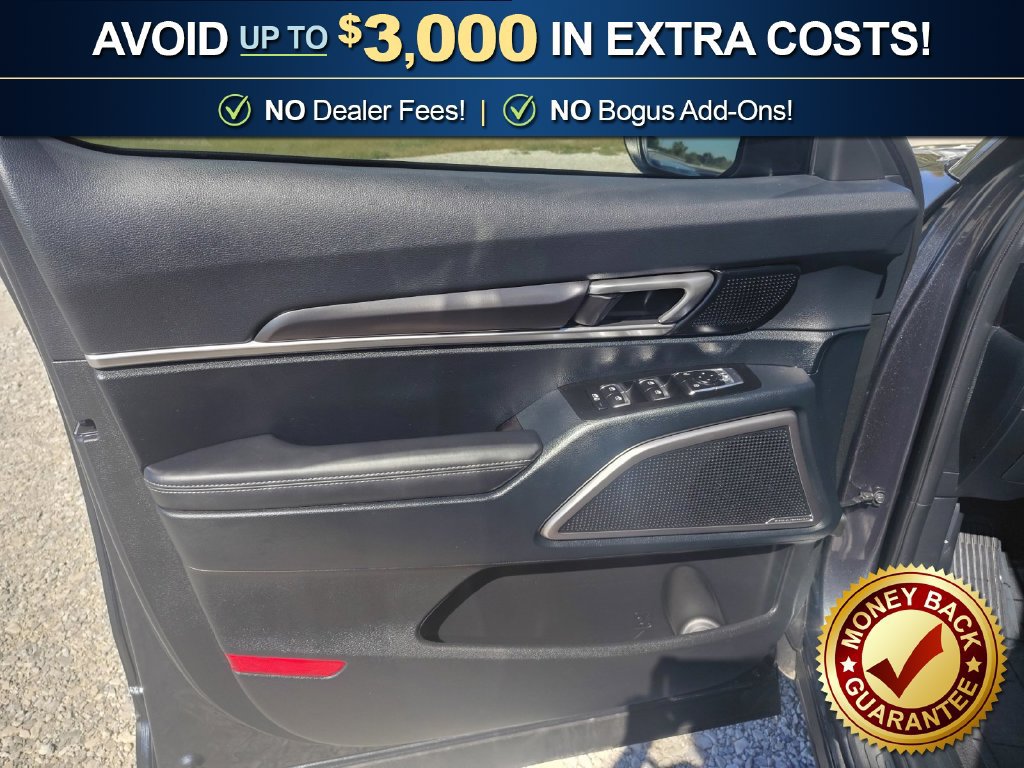 Used 2024 Kia Telluride LX FWD image 16