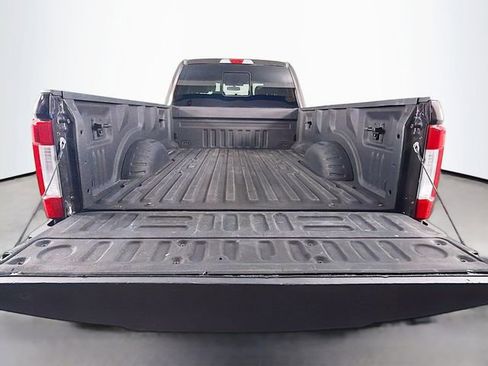Used 2018 Ford F350 Lariat w/ FX4 Off-Road Package AWD/4WD image 30