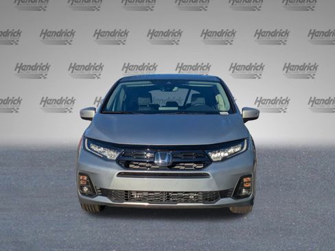 Certified 2025 Honda Odyssey Touring image 9