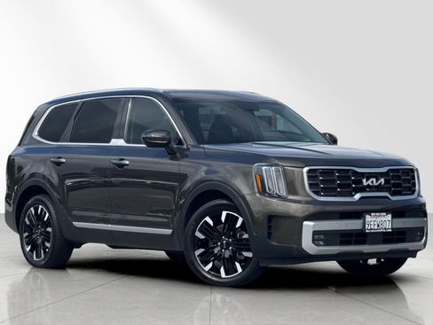 Used 2023 Kia Telluride SX Prestige AWD/4WD image 2