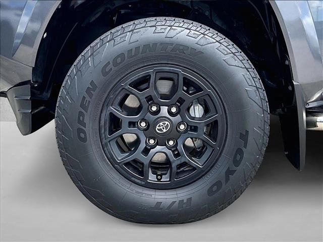 Used 2021 Toyota Tacoma SR5 RWD image 10