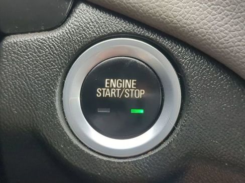 Used 2022 Chevrolet Equinox LT AWD/4WD image 25