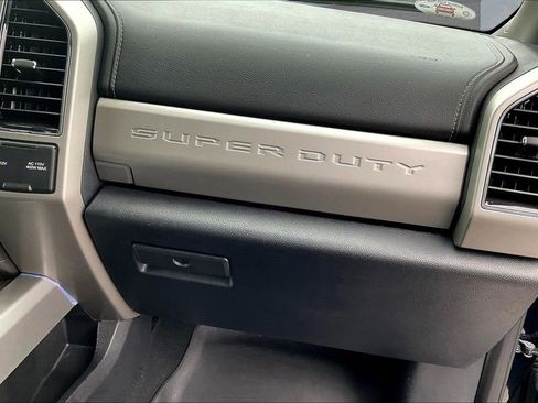 Certified 2021 Ford F450 Lariat w/ Lariat Ultimate Package image 27