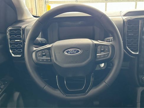 New 2025 Ford Ranger XLT w/ Black Appearance Package image 15