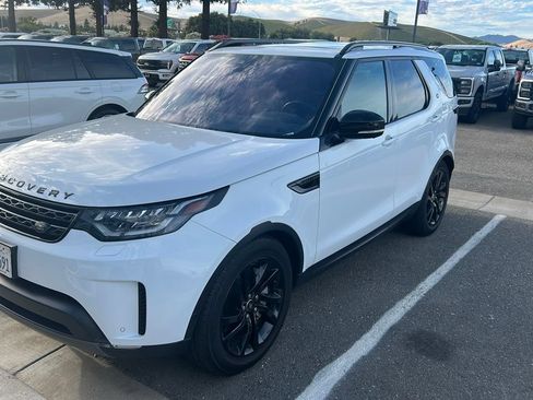 Used 2018 Land Rover Discovery HSE AWD/4WD image 1