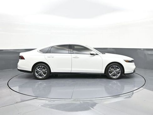 Certified 2024 Honda Accord EX-L image 24