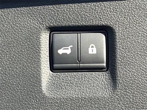 Used 2025 INFINITI QX60 Luxe w/ Cargo Package image 14