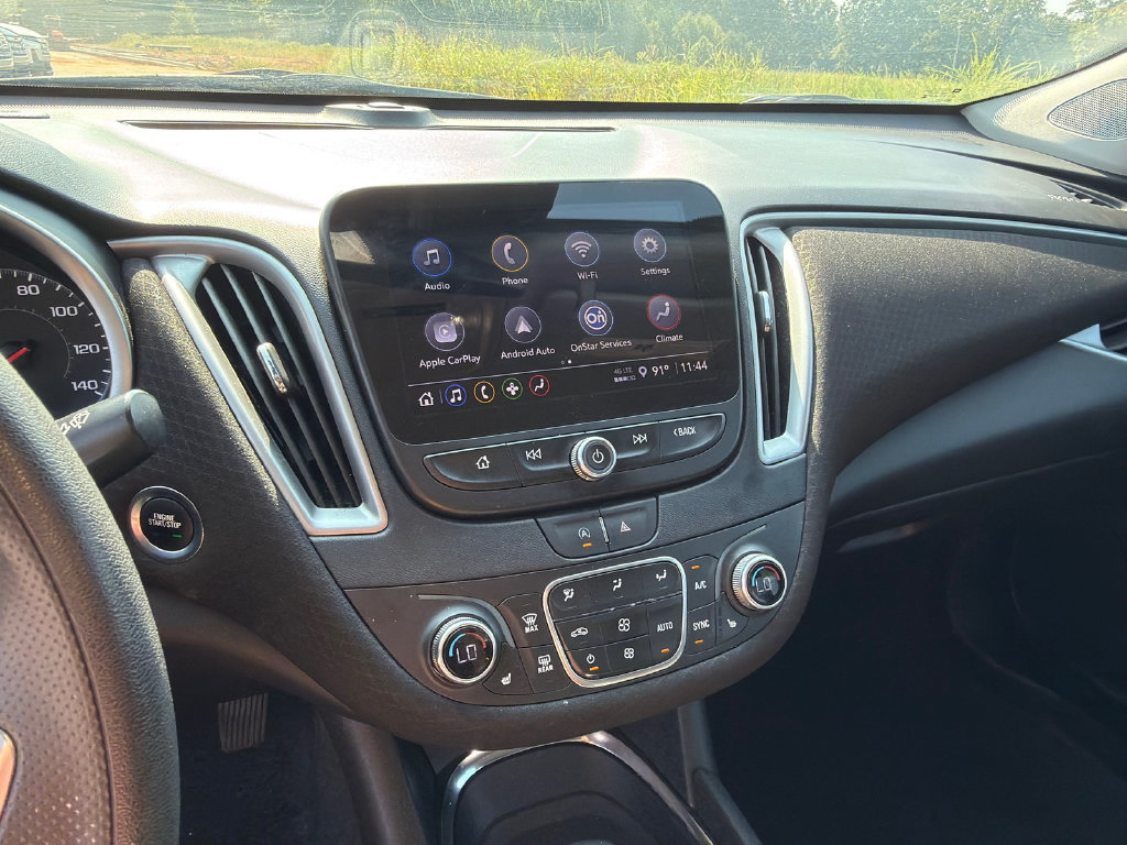 Used 2025 Chevrolet Malibu LT FWD image 28