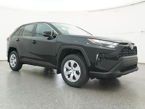 New 2025 Toyota RAV4 LE image 29