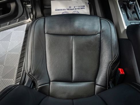Used 2020 Ford F150 Lariat w/ Equipment Group 502A Luxury AWD/4WD image 36