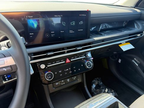 New 2025 Hyundai Tucson SEL image 12