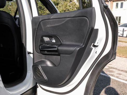 Used 2021 Mercedes-Benz GLA 250 image 46