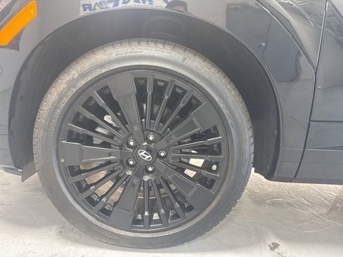 Used 2025 Hyundai Santa Fe Calligraphy image 11