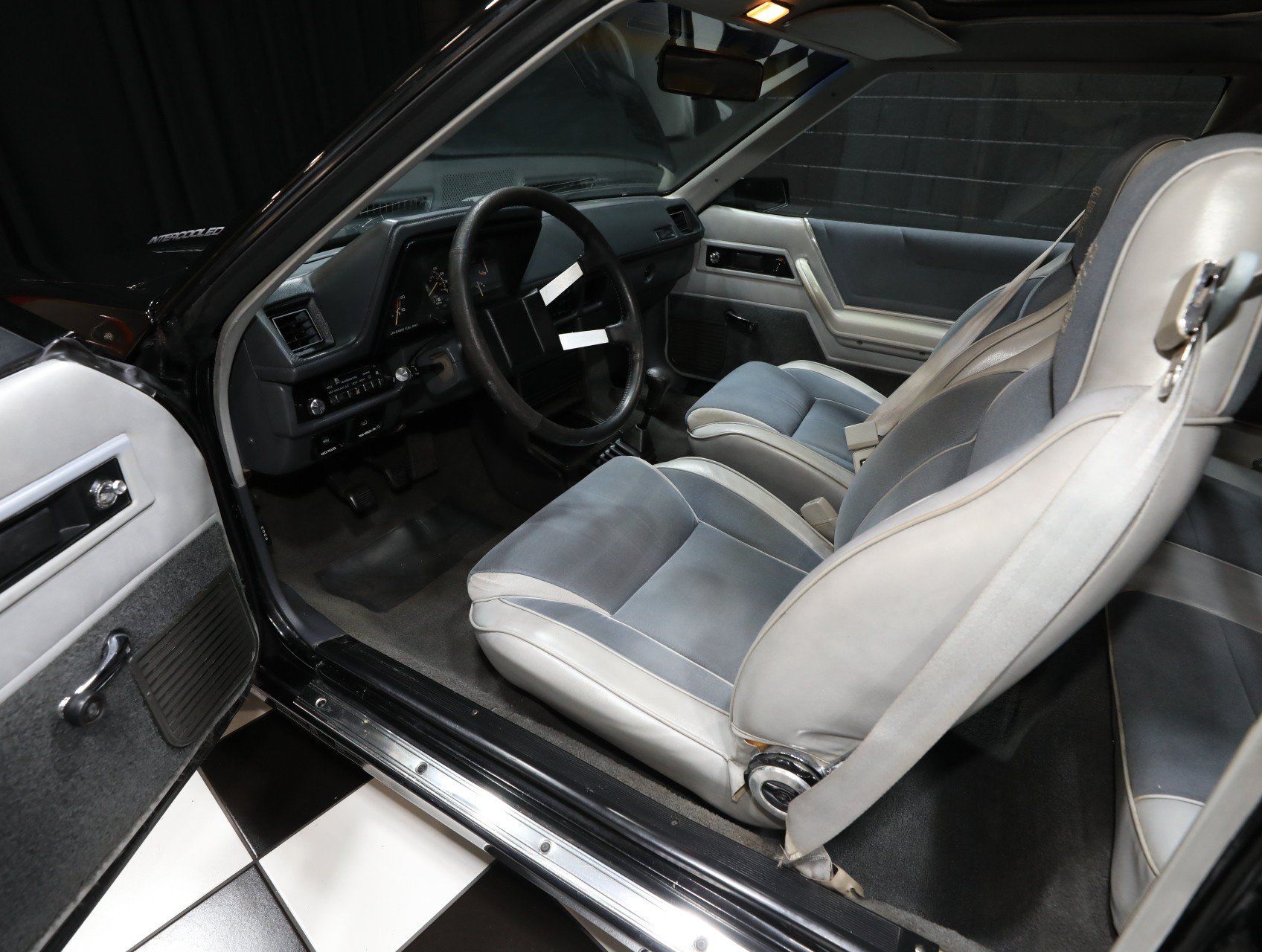 Used 1987 Dodge Charger Shelby FWD image 3