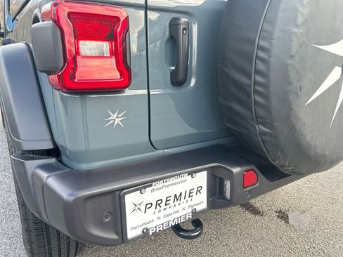 Used 2026 Jeep Wrangler Sport S image 33