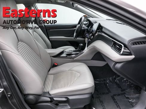 Used 2023 Toyota Camry SE image 24