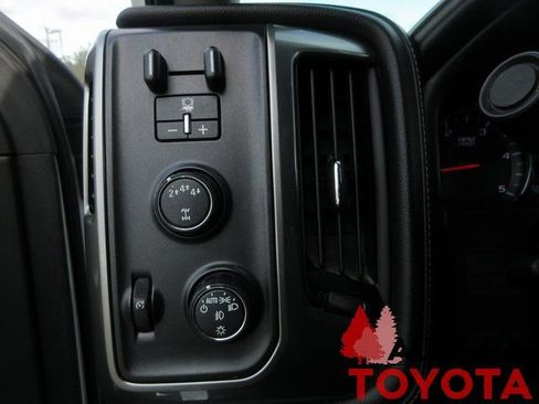 Used 2019 Chevrolet Silverado 2500 LTZ w/ Duramax Plus Package image 16