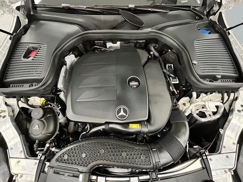 Used 2022 Mercedes-Benz GLC 300 image 21