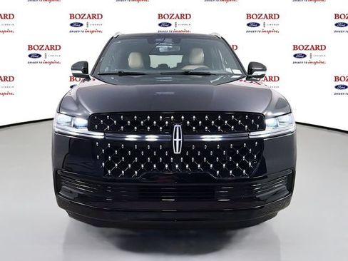 New 2026 Lincoln Navigator L Black Label AWD/4WD image 2