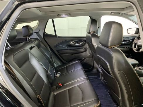 Used 2022 GMC Terrain AT4 w/ Infotainment Package II image 31