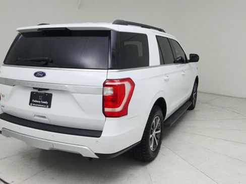 Used 2019 Ford Expedition XLT w/ Equipment Group 201A RWD image 5