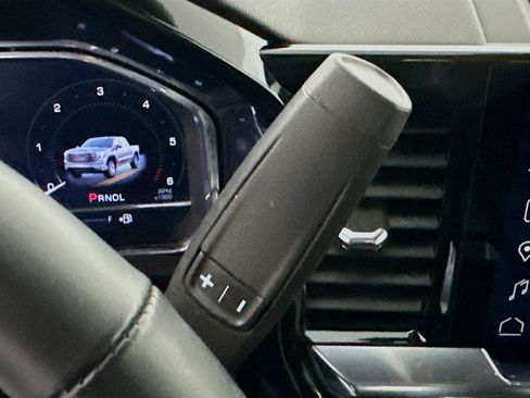 Used 2025 GMC Sierra 1500 Elevation image 24