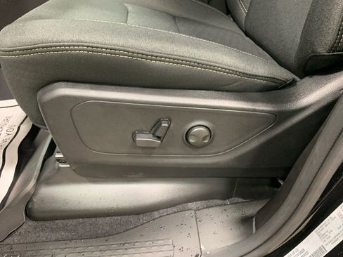 New 2026 RAM 1500 Big Horn AWD/4WD image 16